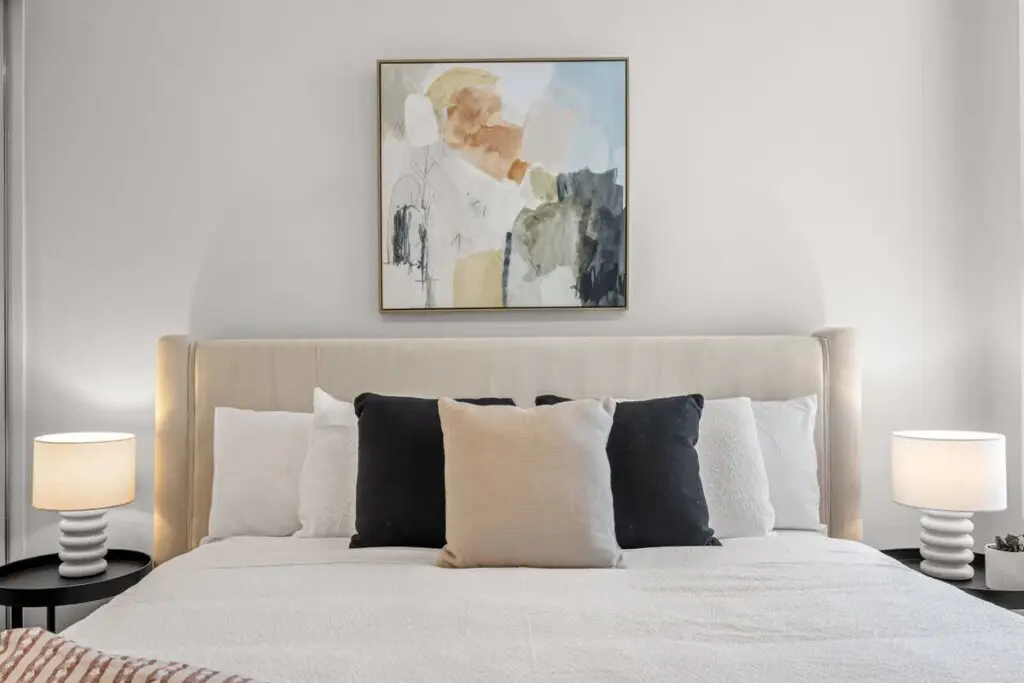 240dde50 370e 40 T1NkD