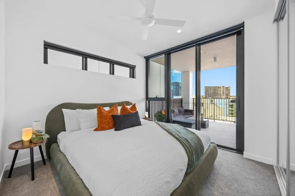 3f06e031 6b98 48 BlbHk