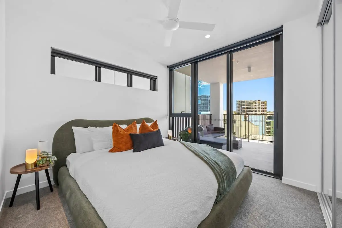 3f06e031 6b98 48 BlbHk