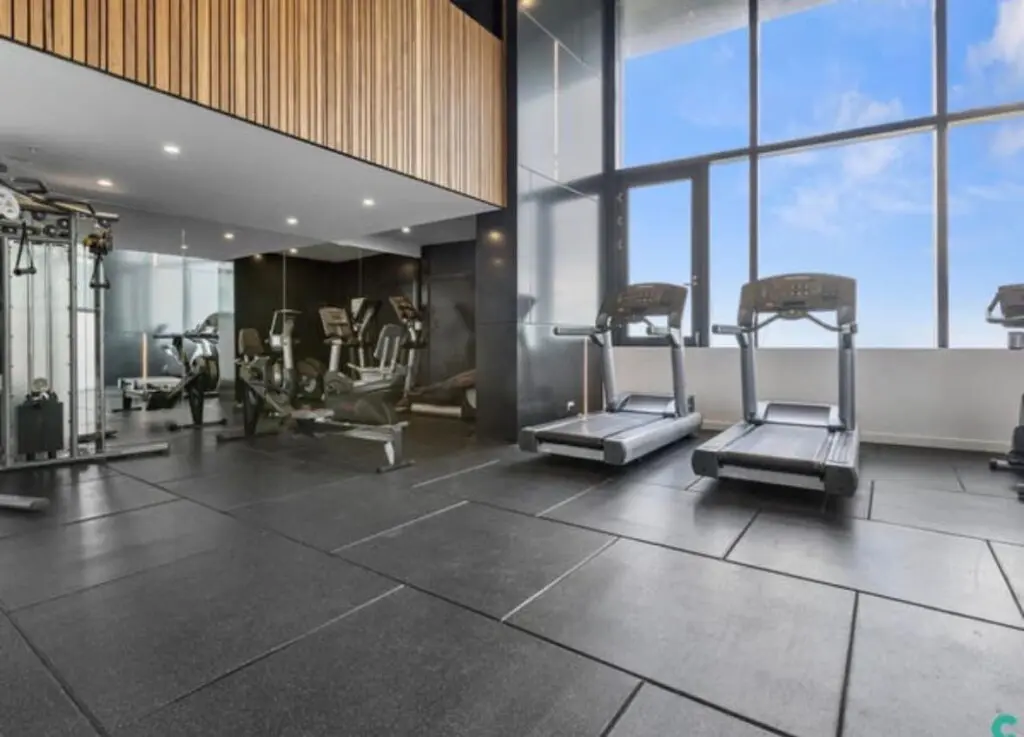 4f75f063 385f 47 2xBEg