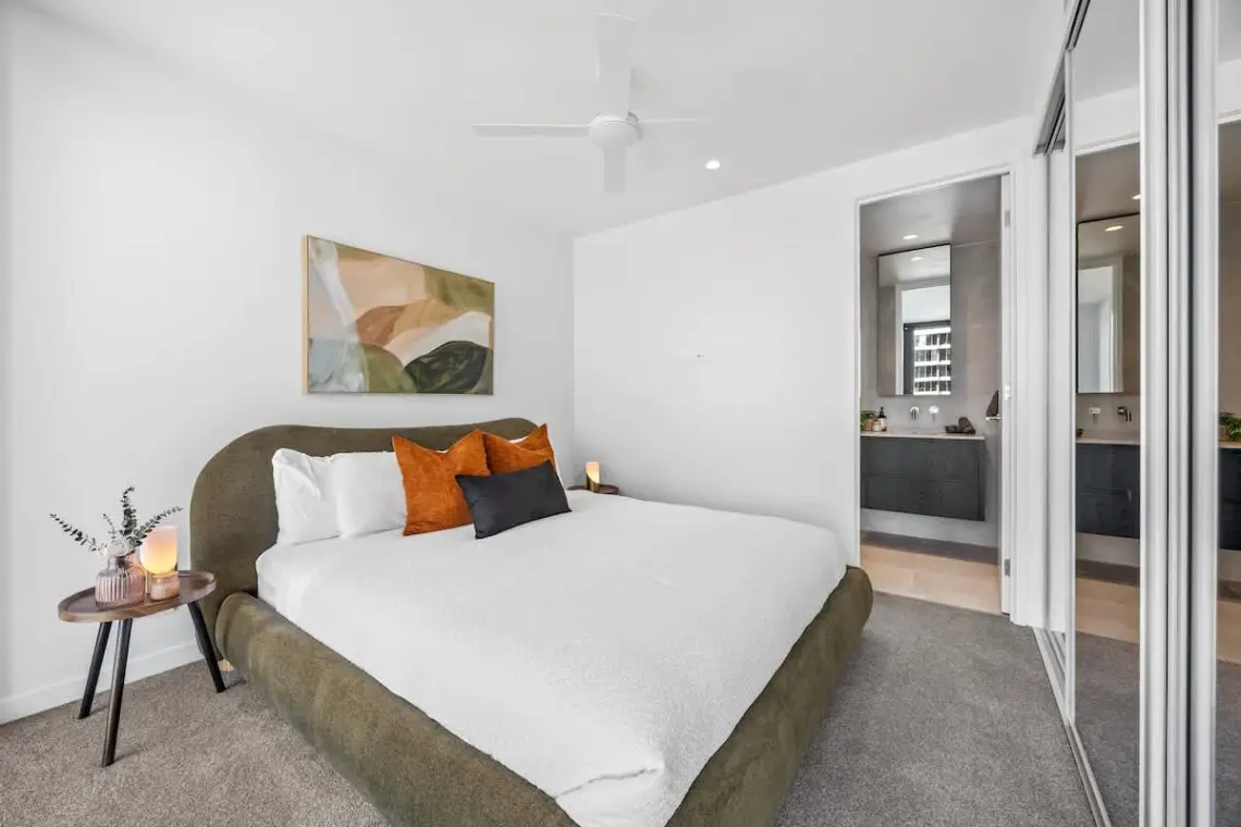 8f9821c3 d5da 4b eHtPD