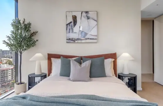 97f9adda 4299 4a QInlc