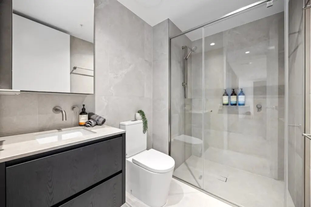 a2760a5a 7548 41 wup24