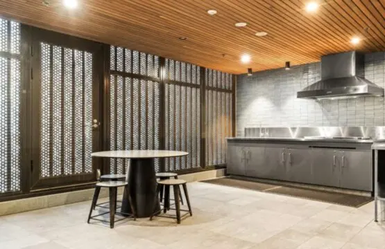 c5725c50 d827 4c 5pxGr