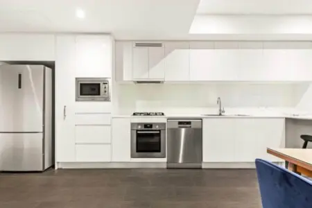 c9b99377 cd00 47 tz0wd