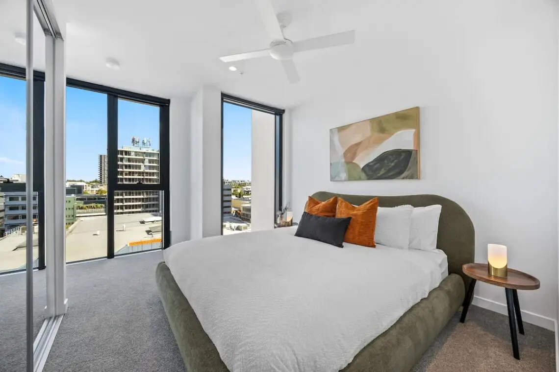 d8c578d9 ad64 40 5q388