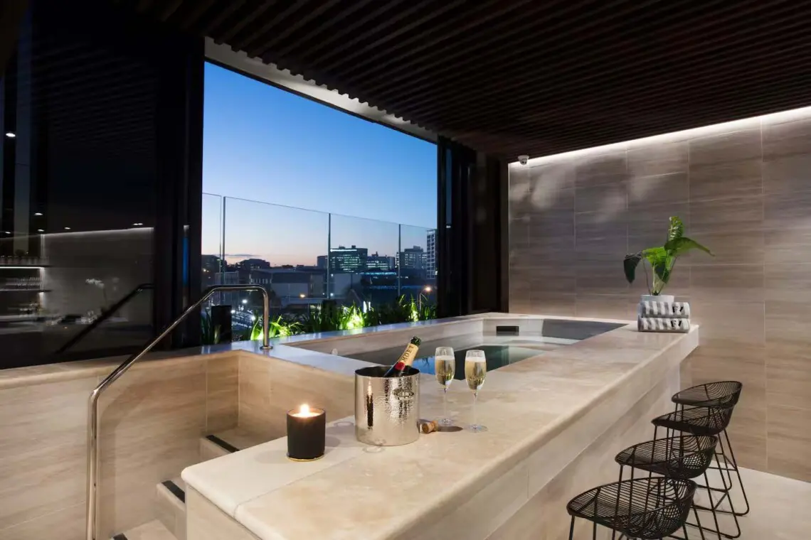 ztzftiuysuimmvnifzx9