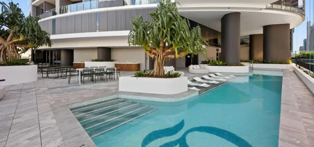 2038bc14 8a6c 40 0EeSz