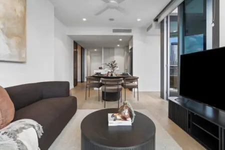 483296fa 4fb1 46 1uNU7