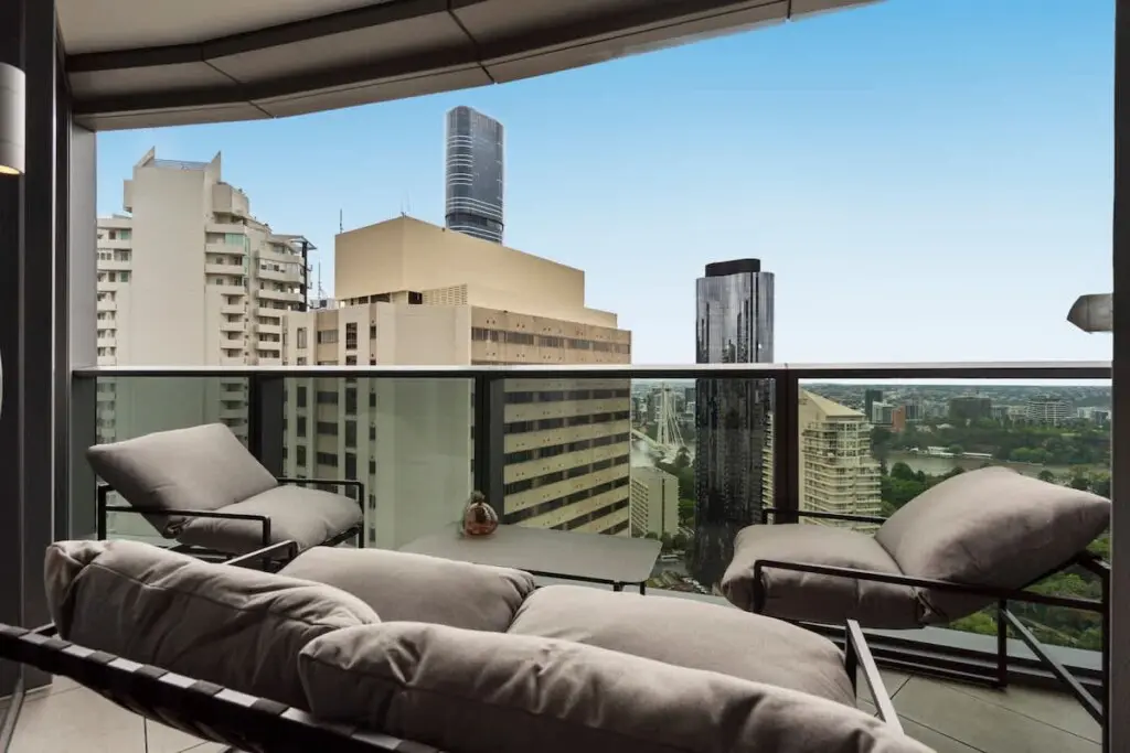 7e5d6da2 de33 41 ln6sD