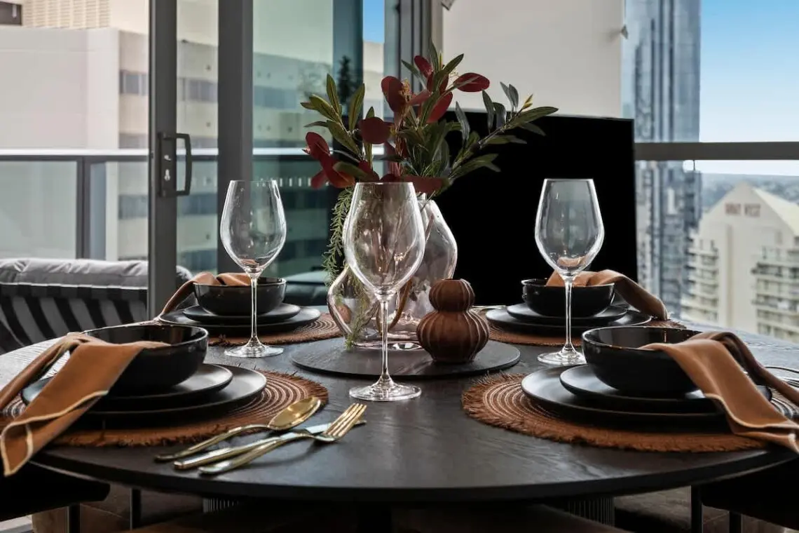 9c646689 b51b 4e KGUUW